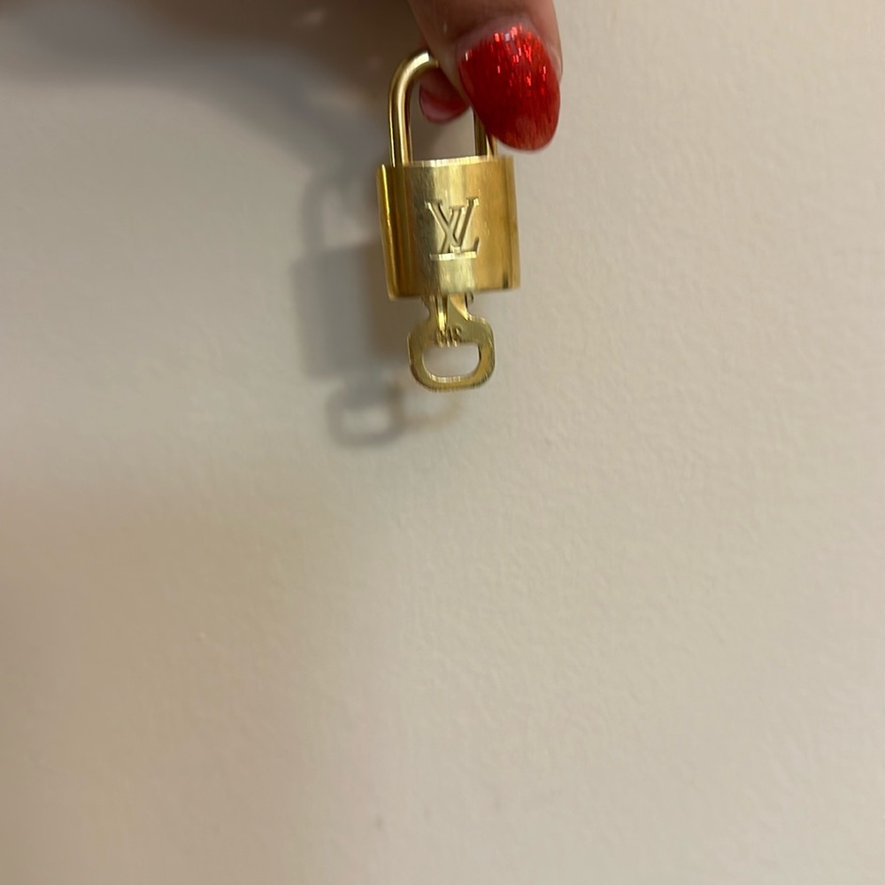 Louis Vuitton Lock & Key!
